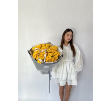 Букет из кустовых роз